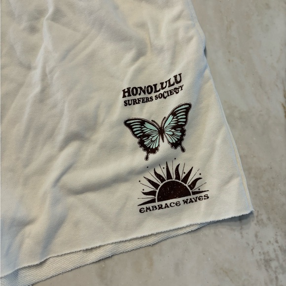 Size Small White H&M Divided Sweat Shorts. - Picture 3 of 5